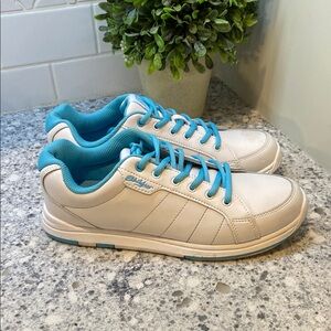 KR Strikeforce Womens 9 Bowling Shoes White Aqua Cyan Blue